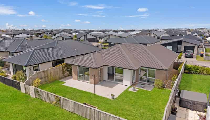 6 Navy Lane, Papamoa