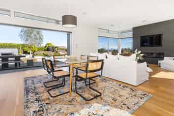 2 Aglaia Place, Cracroft