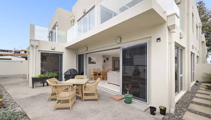 3/11 The Mall, Mount Maunganui