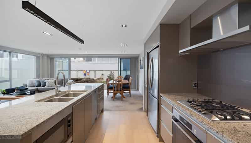 3/11 The Mall, Mount Maunganui