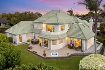 62 Manor Park, Sunnyhills