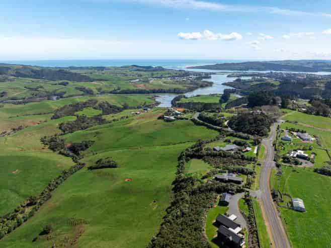 176 Maungatawhiri Road, Raglan