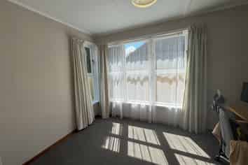 37 First Avenue, Avenues