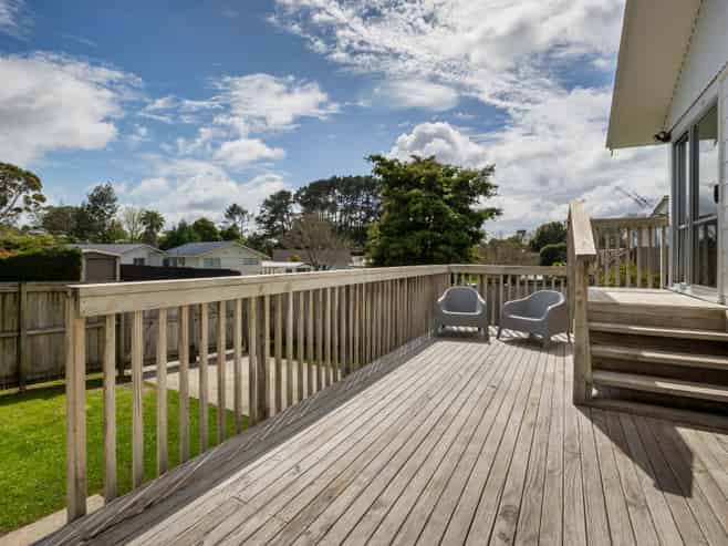 42 Claverdon Drive, Massey