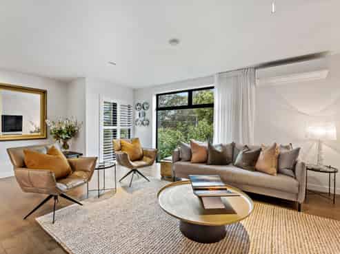 1/279 Lake Road, Belmont