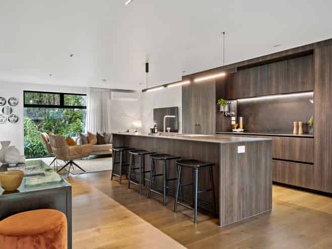 1/279 Lake Road, Belmont