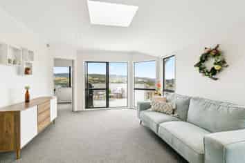 13 Chastudon Place, Tawa