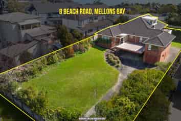 8 Beach Road, Mellons Bay