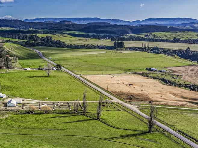2152 Puketitiri Road, Rissington