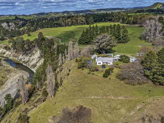 2152 Puketitiri Road, Rissington