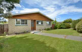 32 Estuary Crescent, Fairfield