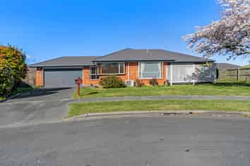 28 Peebles Drive, Hei Hei