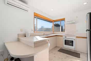 28 Peebles Drive, Hei Hei