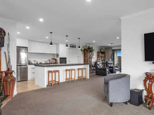 2 Korimako Place, Coastlands