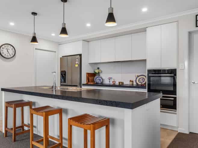 2 Korimako Place, Coastlands