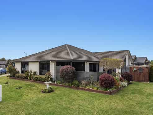 2 Korimako Place, Coastlands