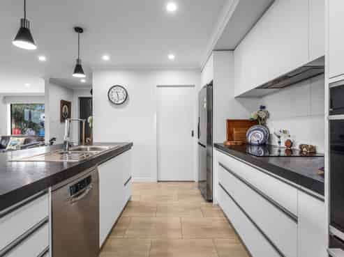 2 Korimako Place, Coastlands