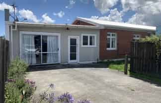 2A Armstrong Avenue, Maunu