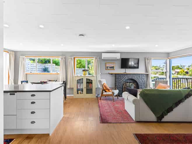 Auckland - Address withheld