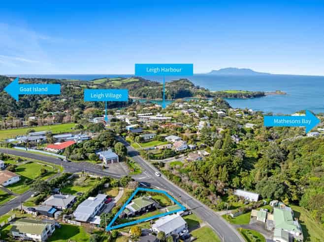 26 Seatoun Avenue, Leigh