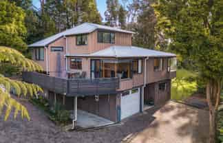 5 Takapu Street, Henderson