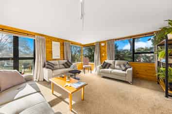 5 & 7 Takapu Street, Henderson