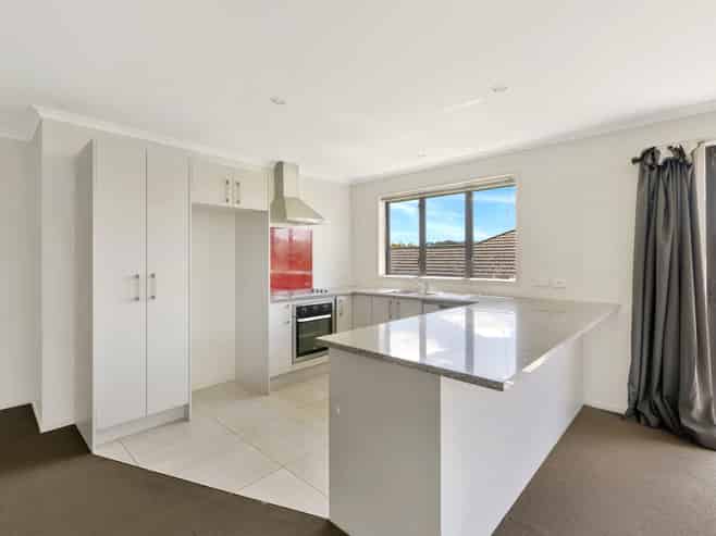 14 McGowan Rise, Tuakau