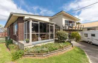 11a Holyrood Terrace, Waipukurau