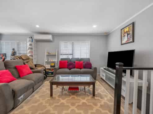 2/52 Stanley Road, Glenfield