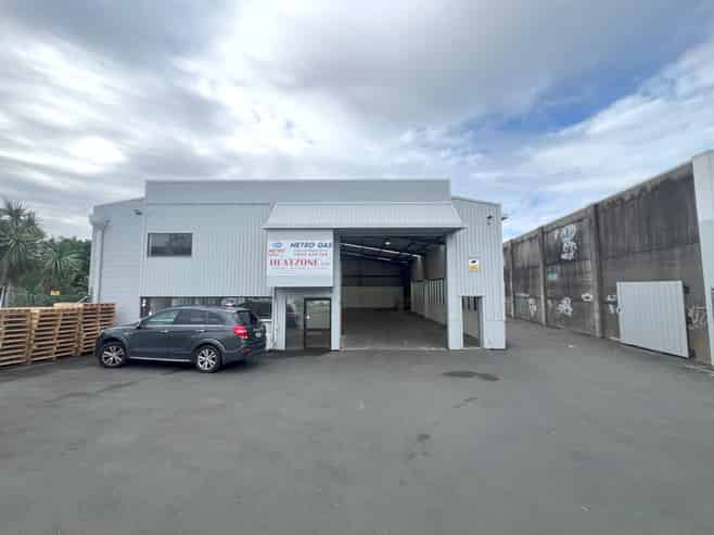 Secure Mt Wellington Warehouse + Yard
