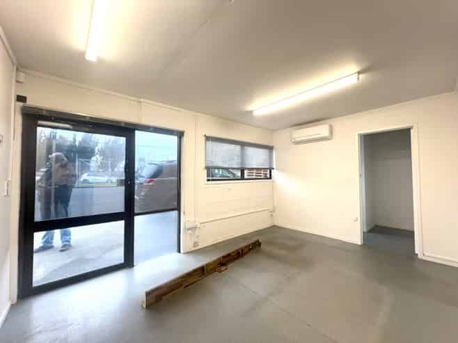 Secure Mt Wellington Warehouse + Yard