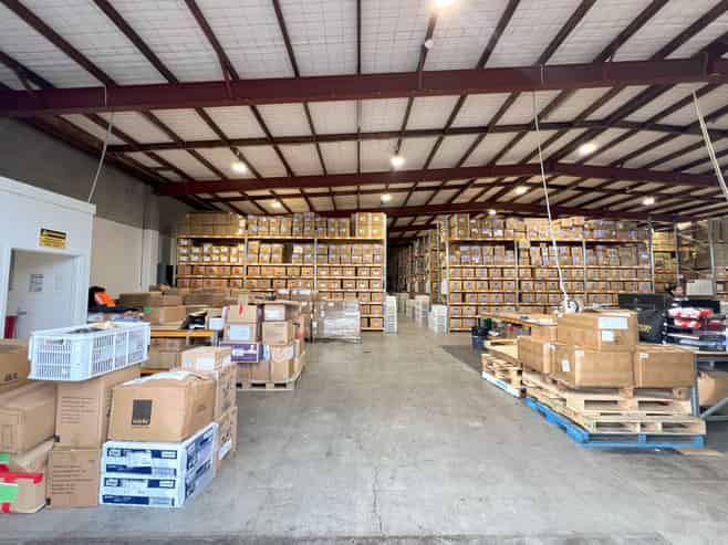 Clear Span Warehouse on Corner Site