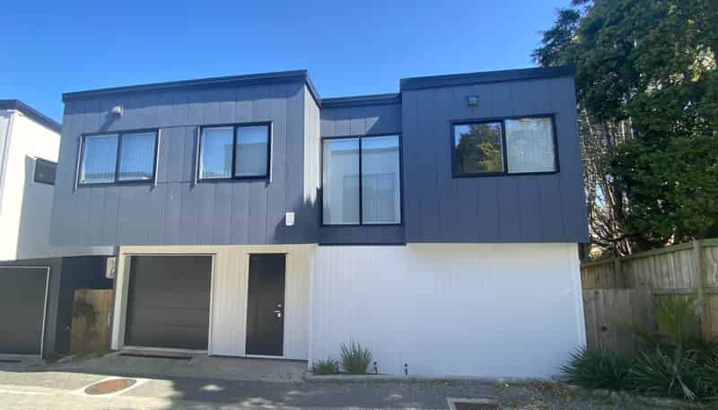 296D East Coast Road, Forrest Hill