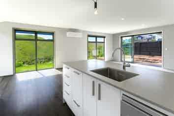 36 Huntaway Close, Stoke