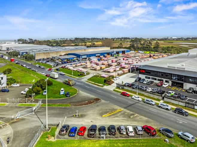 Huge yard + drive-through building
