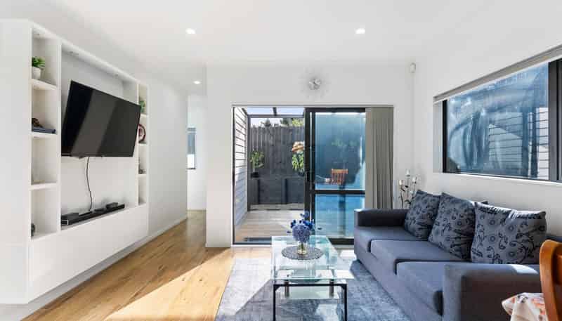 70E Woodglen Road, Glen Eden