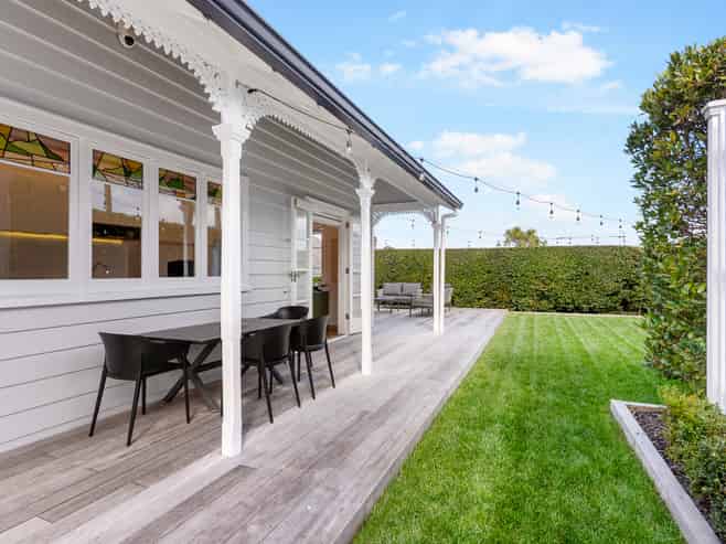 16 Arthur Street, Onehunga