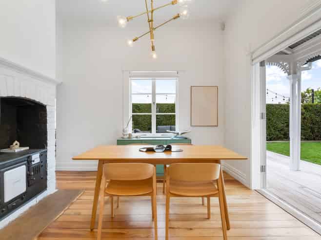 16 Arthur Street, Onehunga