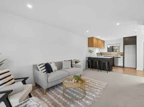 11/15 Bunyan Street, Waltham