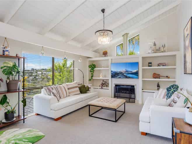 7 Jeanette Place, Mairangi Bay