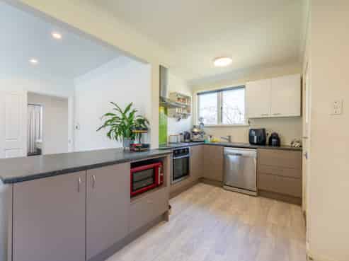 14 Tweedy Street, Marchwiel