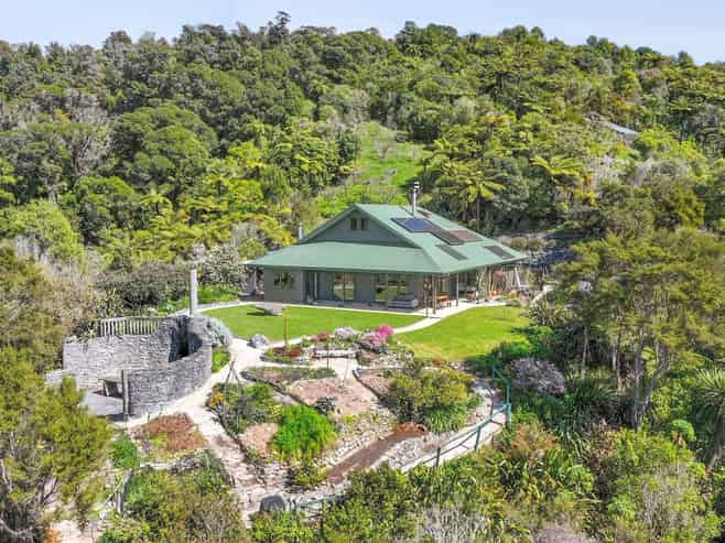 Lot 1/90 Matata Road, Parapara