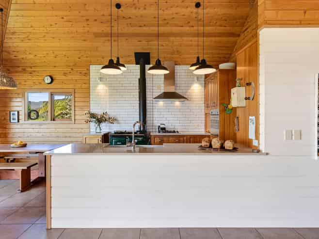 90 Matata Road, Parapara