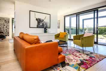 2 Bennett Place, Allenton