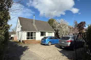 359 Clyde Road, Bryndwr