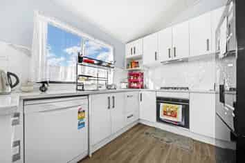 28 Matthews Road, Flat Bush