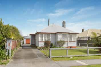 54 Domett Street, Westport