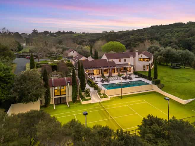 5 Birch Park Lane, Whitford