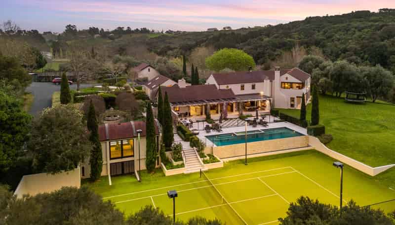 5 Birch Park Lane, Whitford