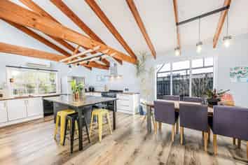 15 Roland Road, Greenhithe